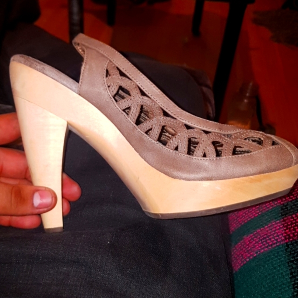 Vog heels